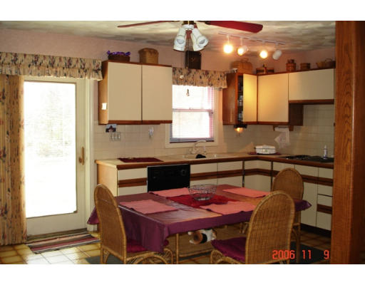 111 Bear Hole Road West Springfield, MA 01089 - Photo 4 of 14 Gallery Image 4