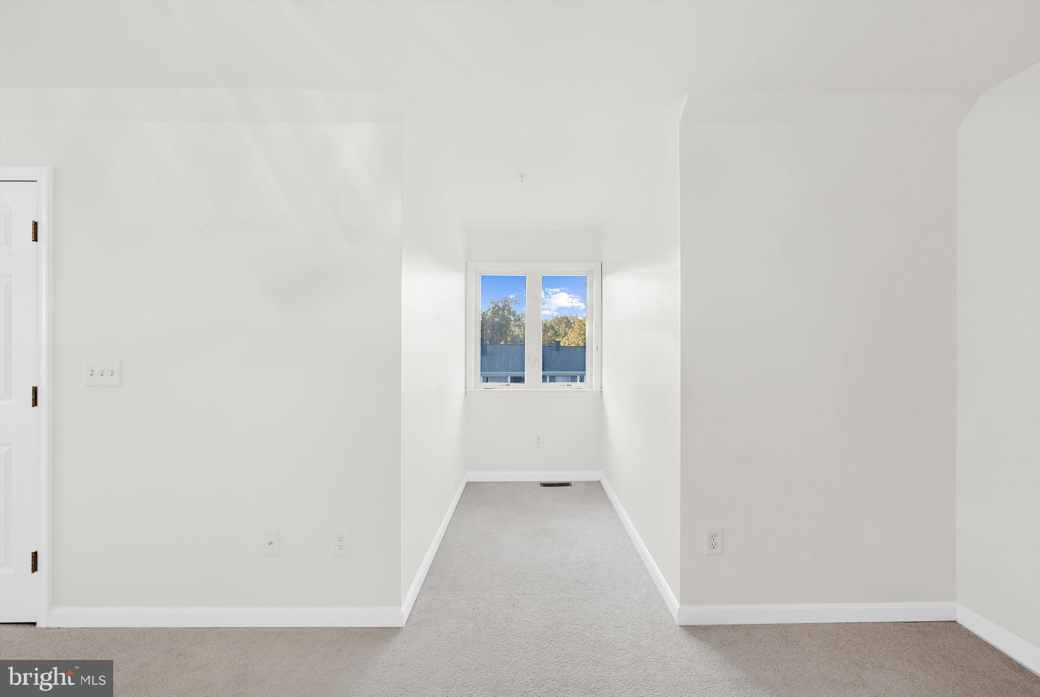 599 Oakland Hills Drive, Unit 3A Arnold, MD 21012 - Photo 20 of 31 a view of a hallway with an empty room