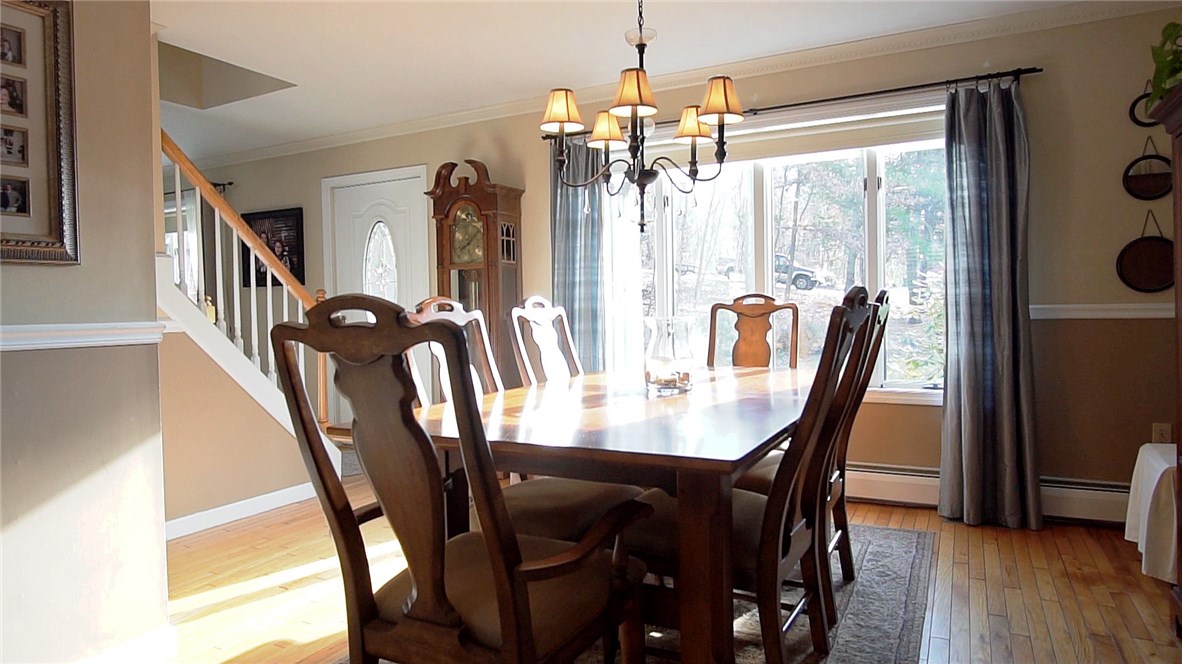 31 Rogler Farm Road Smithfield, RI 02917 - Photo 13 of 32