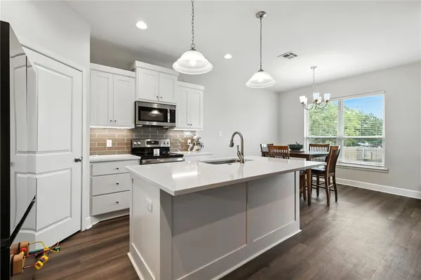 $289,000 | 2862 Messenger Way, Bryan, TX 77803