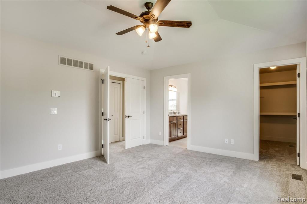 2914 Walsh Drive Rochester Hills, MI 48309 - Photo 29 of 36