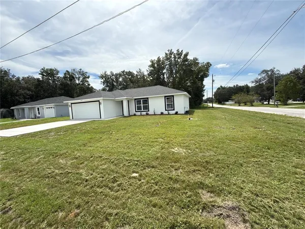 $1,850 | 13670 Southwest 113th Place, Dunnellon, FL 34432