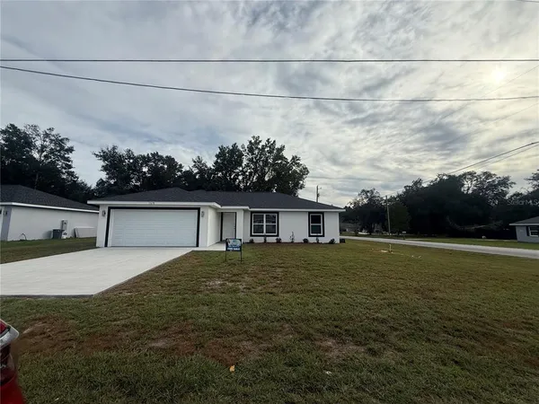 $1,850 | 13670 Southwest 113th Place, Dunnellon, FL 34432