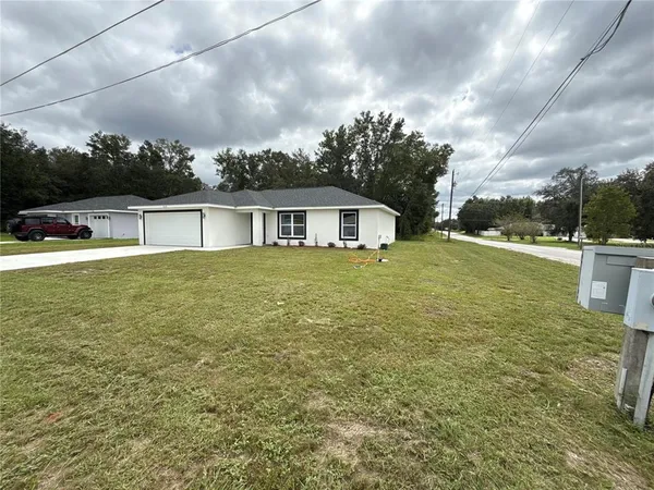 $1,850 | 13670 Southwest 113th Place, Dunnellon, FL 34432