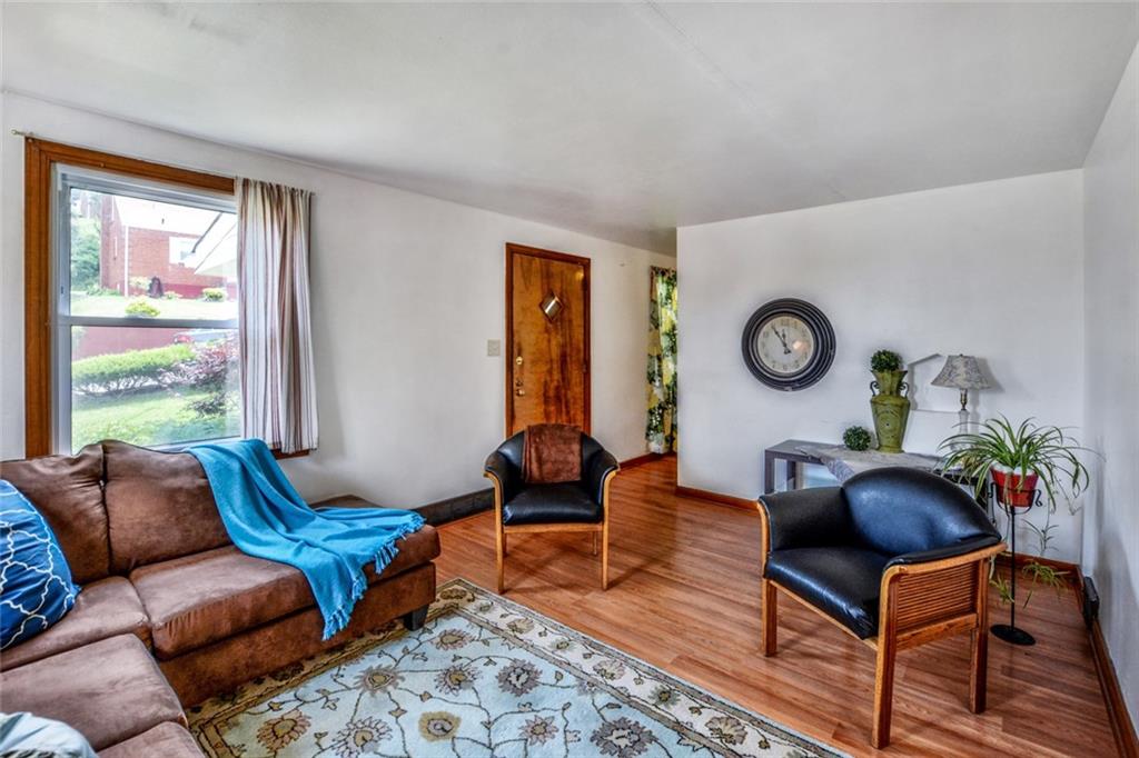 636 Irwin Run Road West Mifflin, PA 15122 - Photo 4 of 25 Gallery Image 4