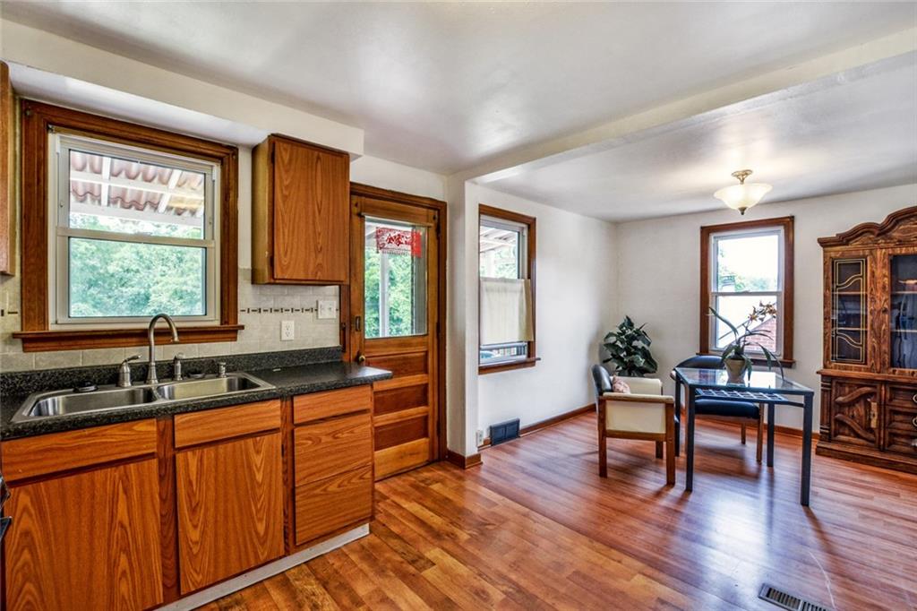 636 Irwin Run Road West Mifflin, PA 15122 - Photo 10 of 25 Gallery Image 10