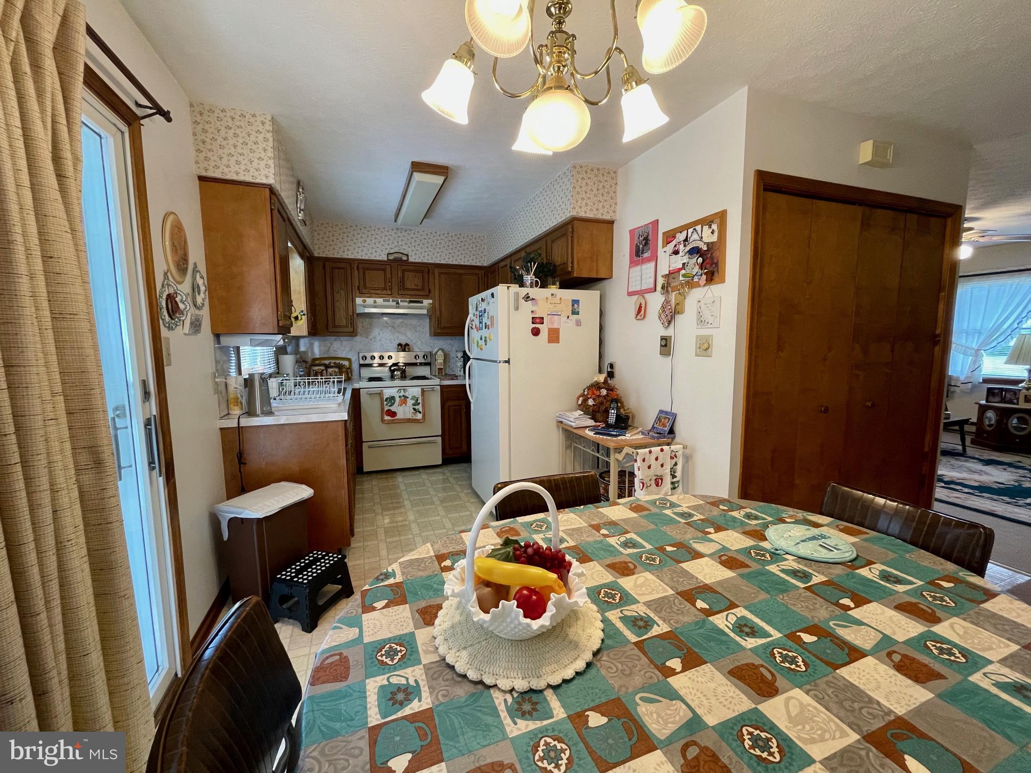 131 Biser Street Berkeley Springs, WV 25411 - Photo 14 of 32 unit 3