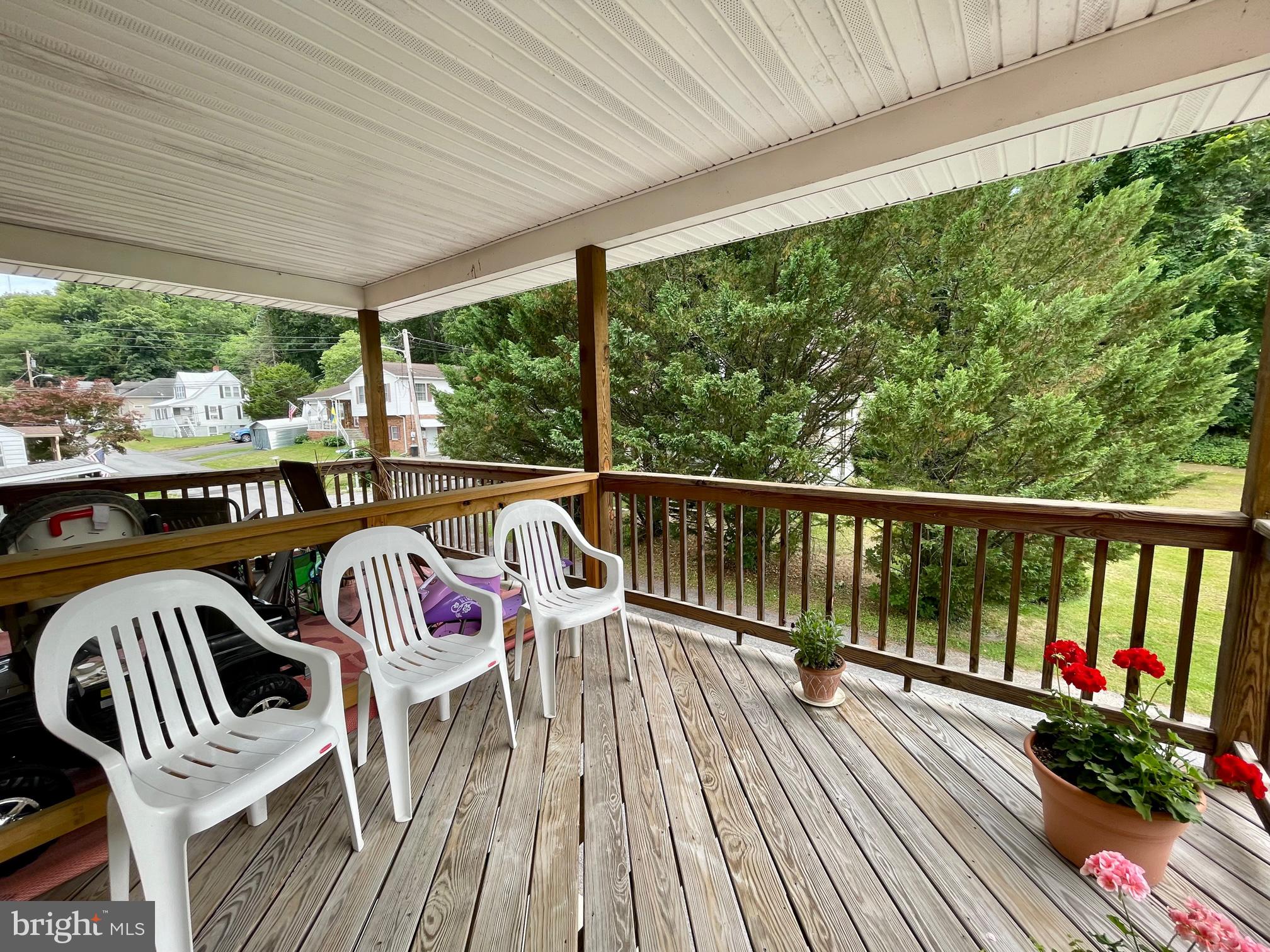 131 Biser Street Berkeley Springs, WV 25411 - Photo 18 of 32 unit 3-deck