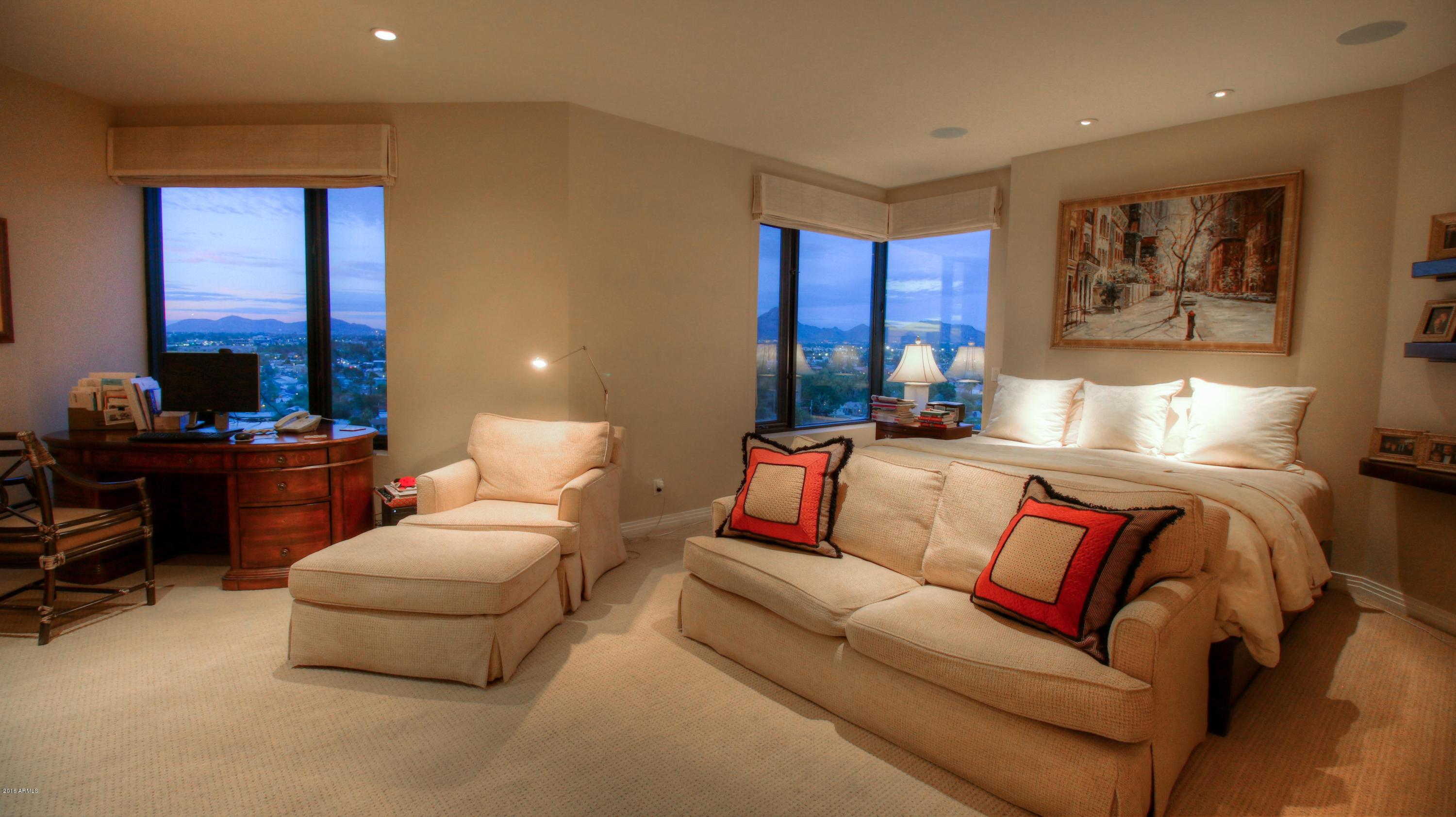 1040 East Osborn Road, Unit 1002 Phoenix, AZ 85014 - Photo 27 of 34 Luxurious space