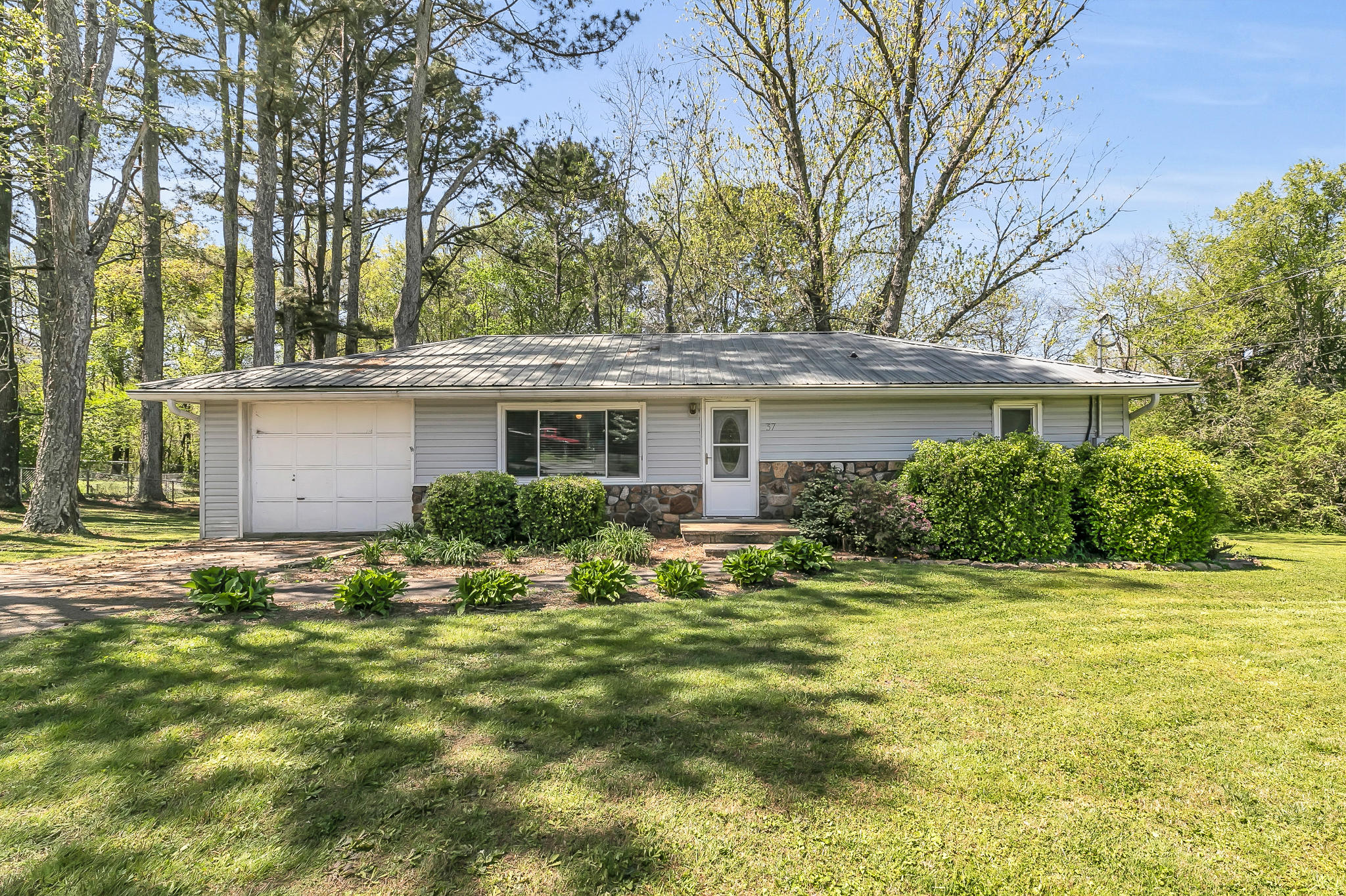 37 Mohawk Trail Ringgold, GA 30736 - Photo 1 of 23 849A2769