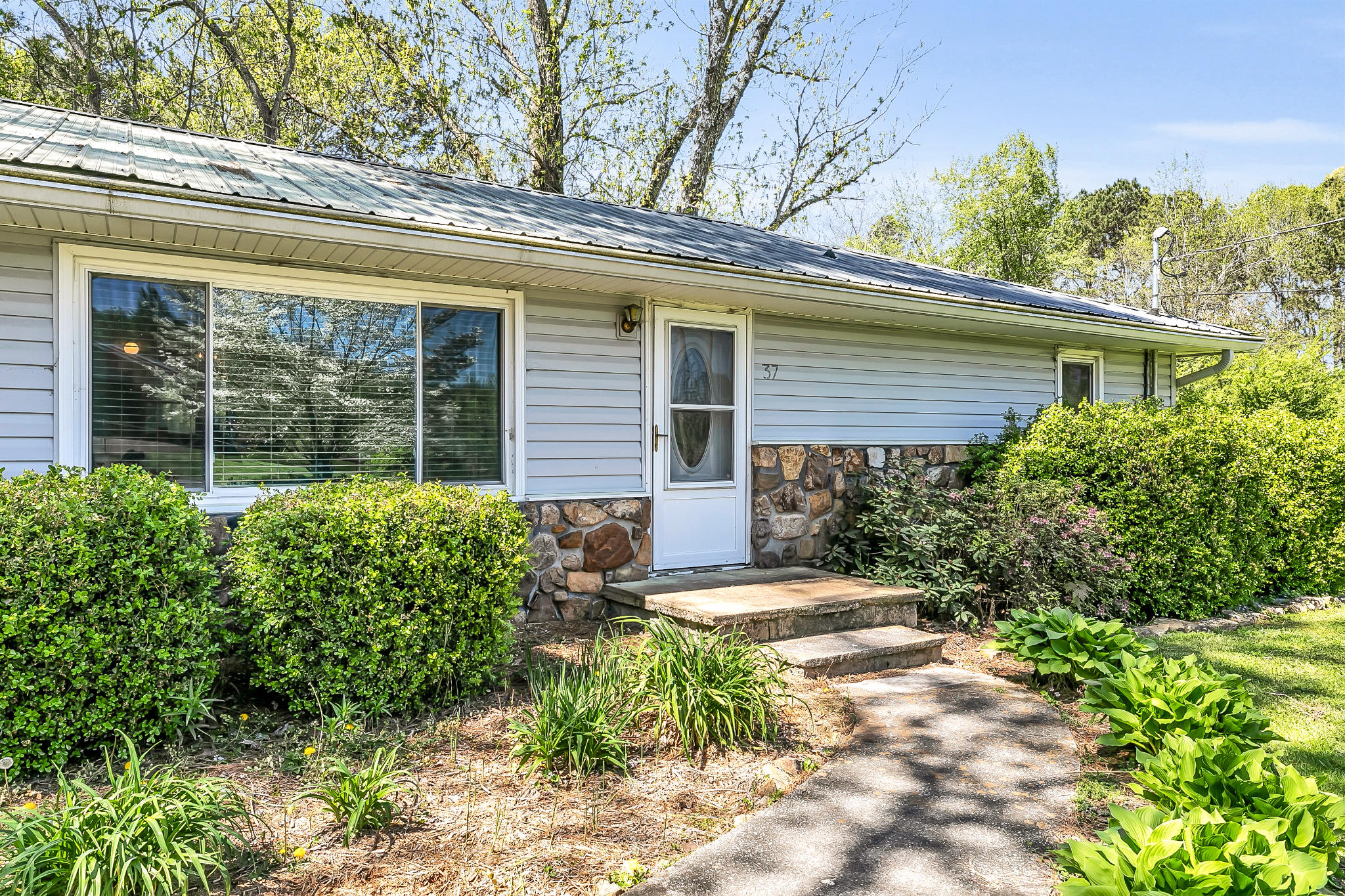 37 Mohawk Trail Ringgold, GA 30736 - Photo 3 of 23 849A2779