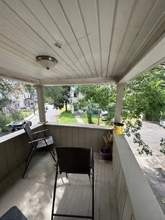 $2,200 | 36-38 Greenacre Square, Unit 3, Springfield, MA 01105