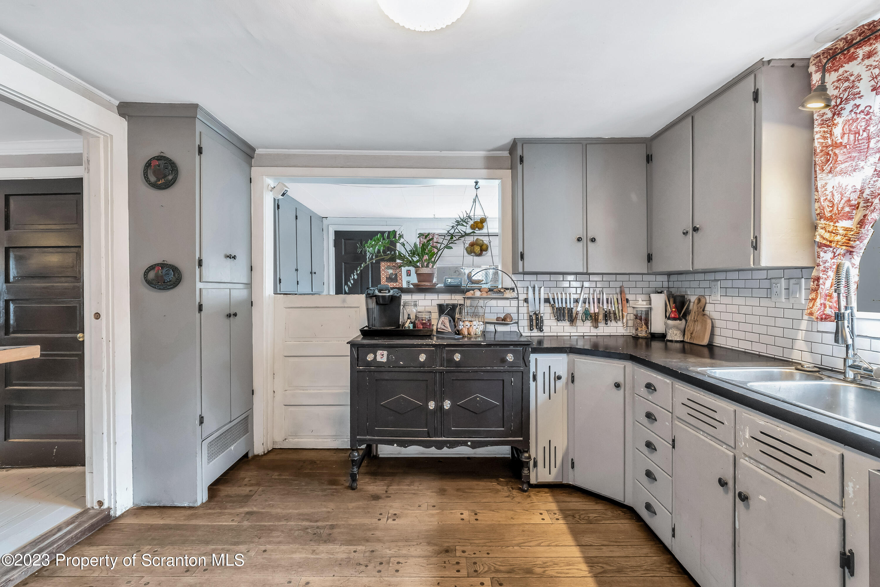 801 North Abington Road Waverly, PA 18471 - Photo 20 of 70