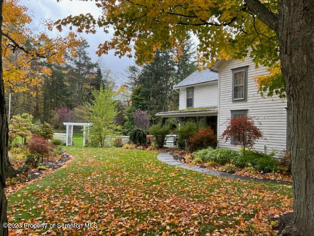 801 North Abington Road Waverly, PA 18471 - Photo 6 of 70