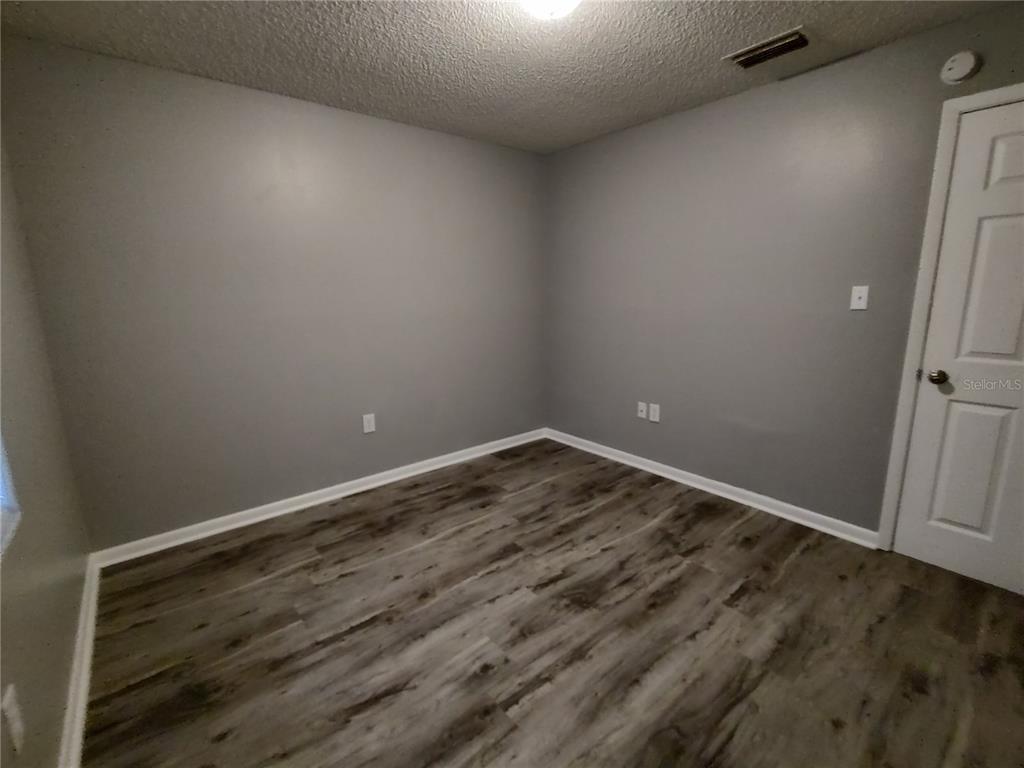 200 Church Street, Unit F2 Leesburg, FL 34748 - Photo 20 of 23 a view of empty room