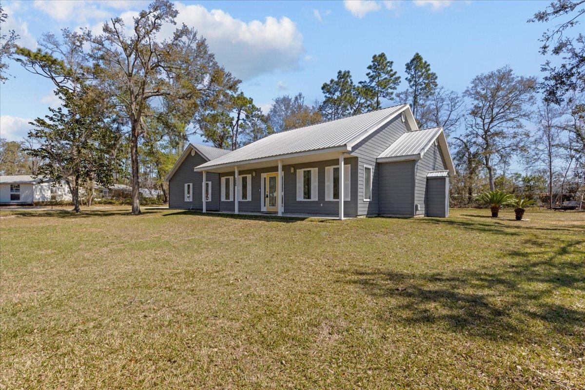 201 State Street Perry, FL 32348 - Photo 2 of 44
