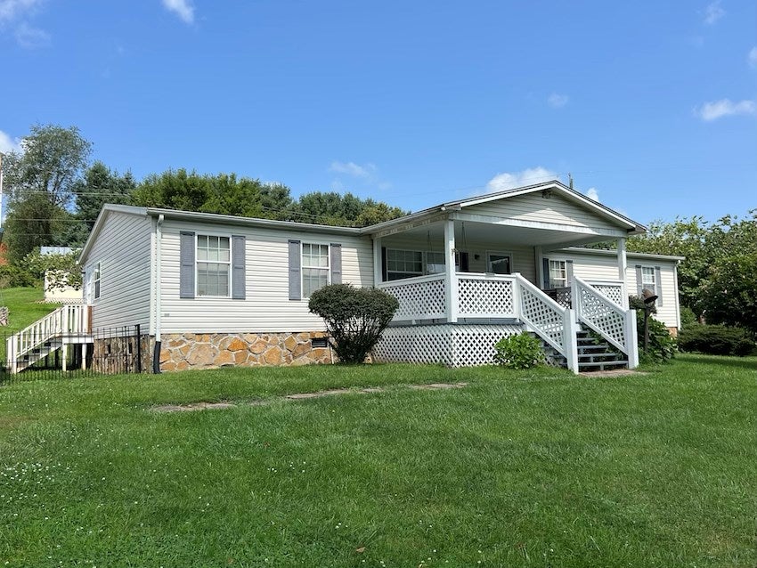2399 Cedar Springs Road Rural Retreat, VA 24368 - Photo 31 of 49 Gallery Image 31