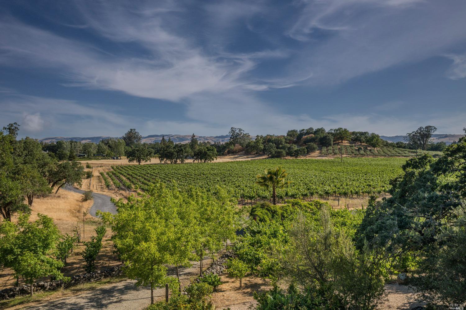 18860 7th Street East, Sonoma, CA 95476 Compass