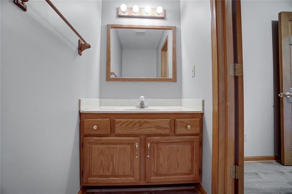 7881 Kings Ridge Circle Fairborn, OH 45324 - Photo 31 of 44