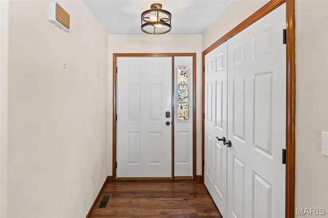 $260,000 | 113 East Harrisonville Drive, Valmeyer, IL 62295