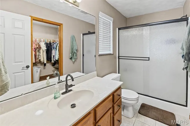 $260,000 | 113 East Harrisonville Drive, Valmeyer, IL 62295