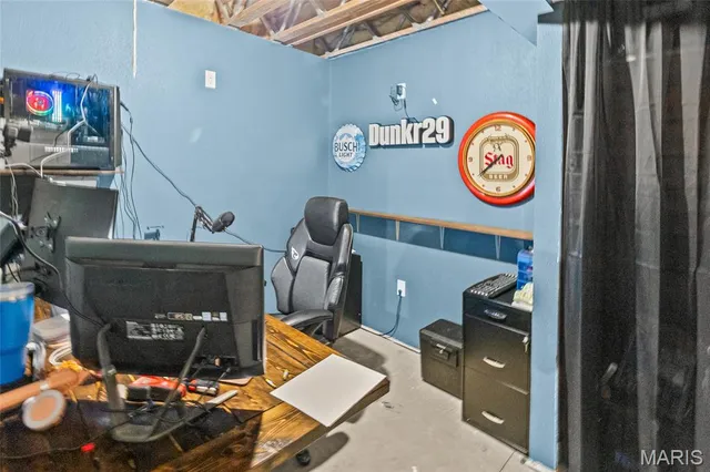 $260,000 | 113 East Harrisonville Drive, Valmeyer, IL 62295