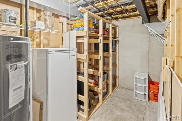 $260,000 | 113 East Harrisonville Drive, Valmeyer, IL 62295