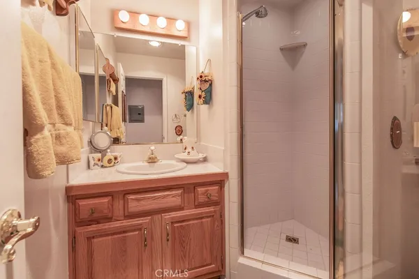 $575,000 | 43091 Bear Creek Court, Big Bear Lake, CA 92315