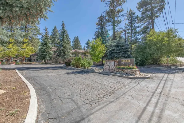 $575,000 | 43091 Bear Creek Court, Big Bear Lake, CA 92315