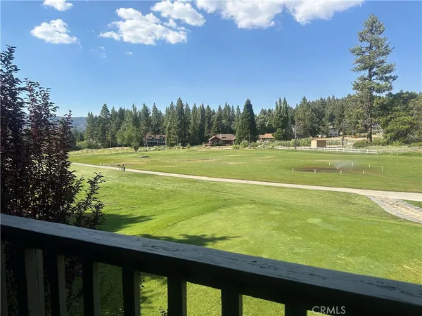 $575,000 | 43091 Bear Creek Court, Big Bear Lake, CA 92315