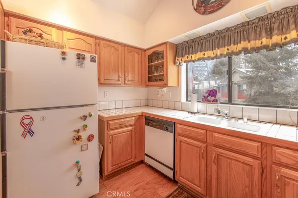 $575,000 | 43091 Bear Creek Court, Big Bear Lake, CA 92315