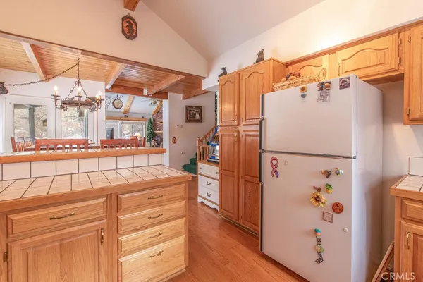 $575,000 | 43091 Bear Creek Court, Big Bear Lake, CA 92315