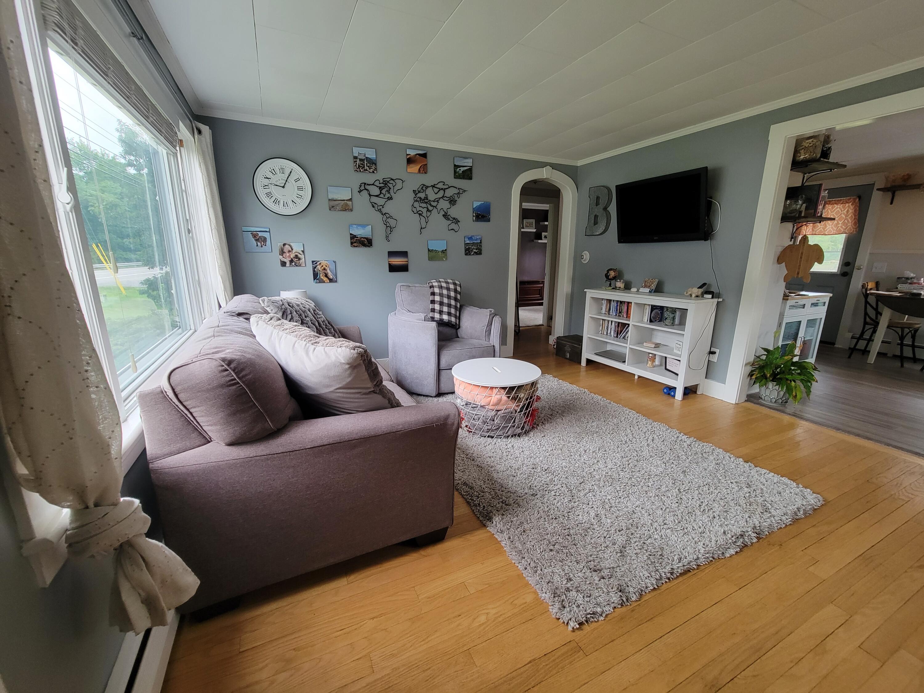 291 Buxton Road Saco, ME 04072 - Photo 6 of 15 Living Room b