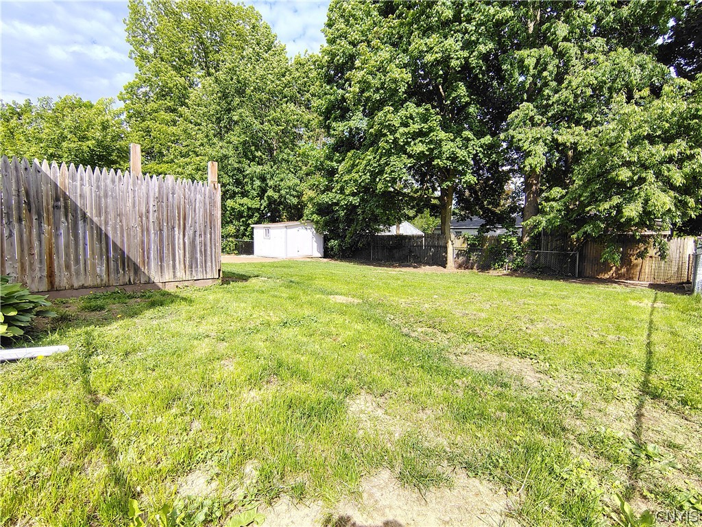 414 Williamsburg Road Utica, NY 13502 - Photo 33 of 35