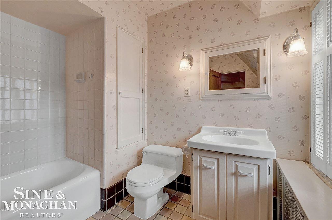 65 Moran Road Grosse Pointe Farms, MI 48236 - Photo 19 of 37