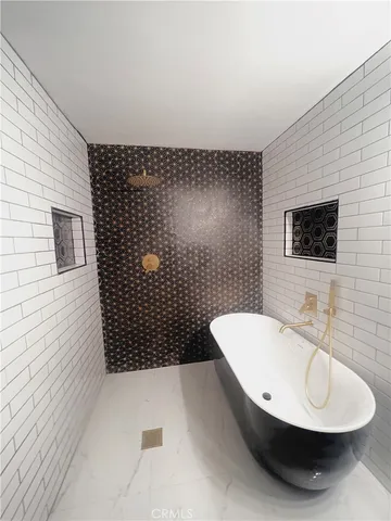 $4,800 | 9101 La Salle Avenue, Los Angeles, CA 90047