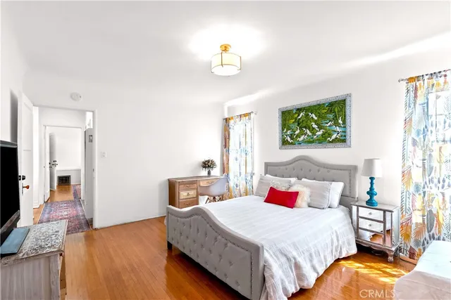 $4,800 | 9101 La Salle Avenue, Los Angeles, CA 90047