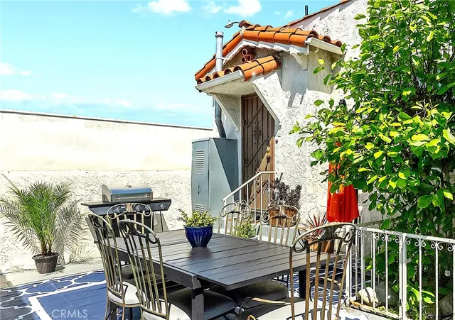 $4,800 | 9101 La Salle Avenue, Los Angeles, CA 90047