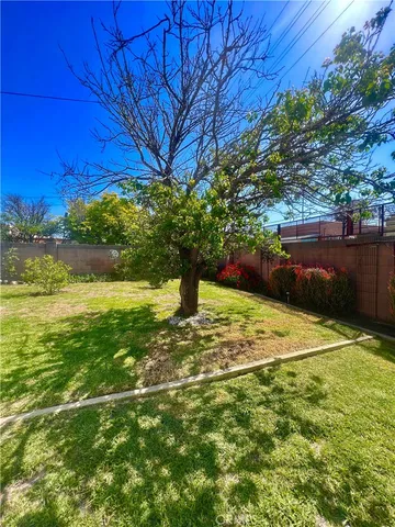 $4,800 | 9101 La Salle Avenue, Los Angeles, CA 90047