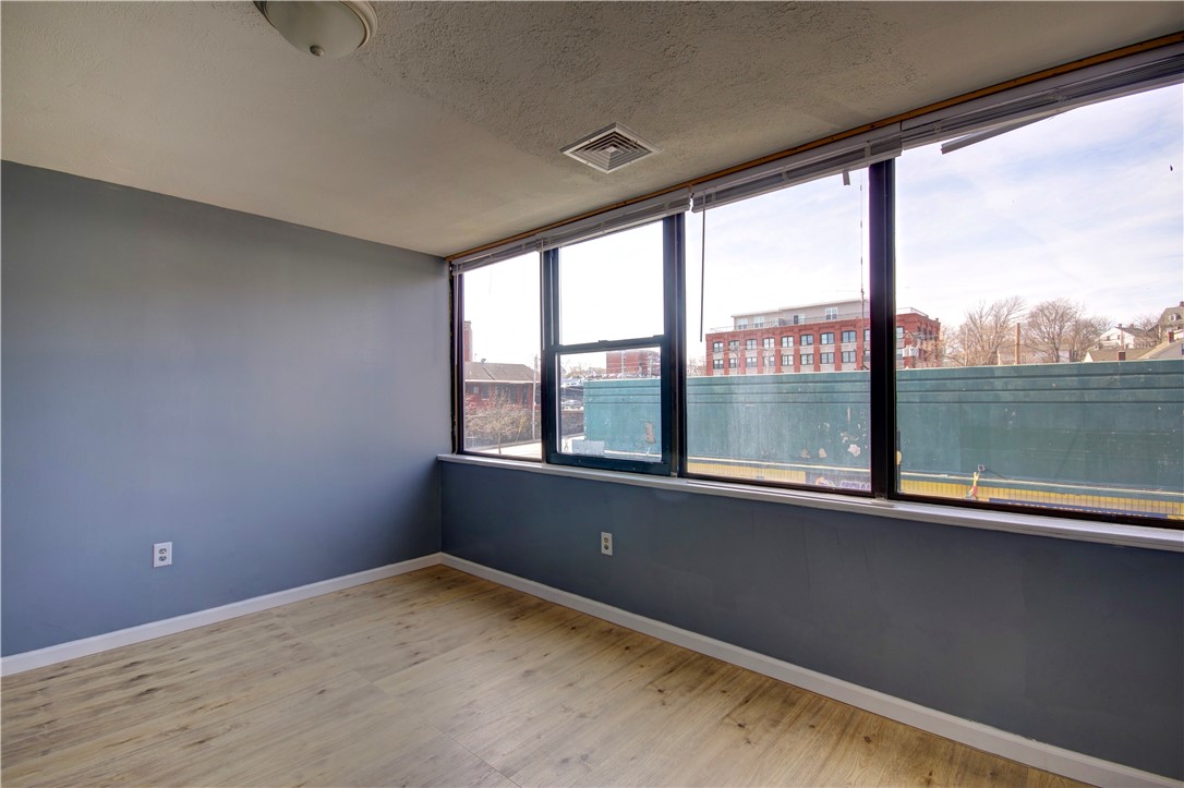 285 Main Street, Unit 8 Woonsocket, RI 02895 - Photo 1 of 8