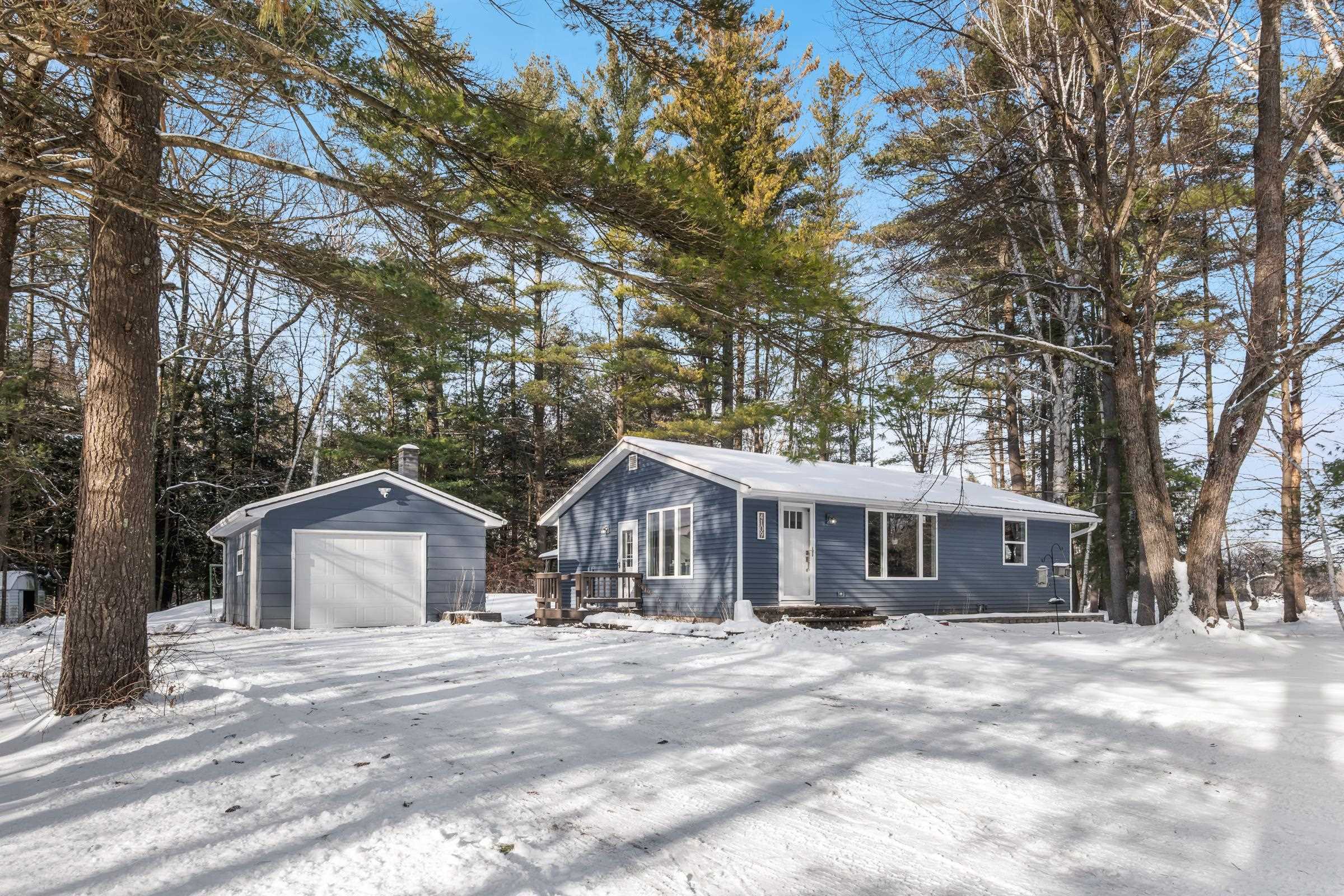 4109 Bell Bridge Road Oconto, WI 54153 - Photo 2 of 52