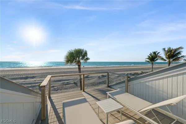 $4,900,000 | 19 Beach Homes, Captiva, FL 33924