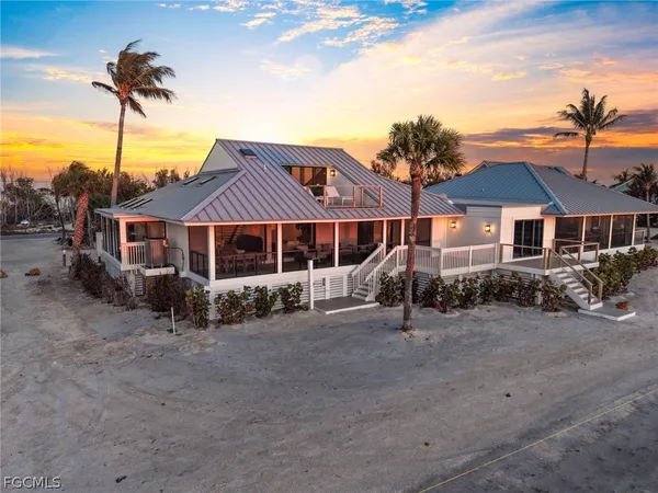 $4,900,000 | 19 Beach Homes, Captiva, FL 33924