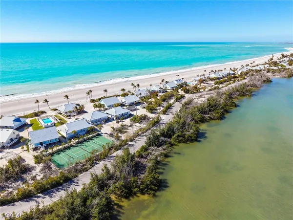 $4,900,000 | 19 Beach Homes, Captiva, FL 33924