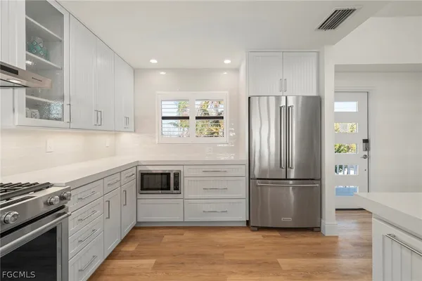 $4,900,000 | 19 Beach Homes, Captiva, FL 33924