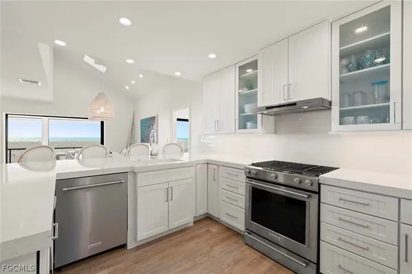 $4,900,000 | 19 Beach Homes, Captiva, FL 33924