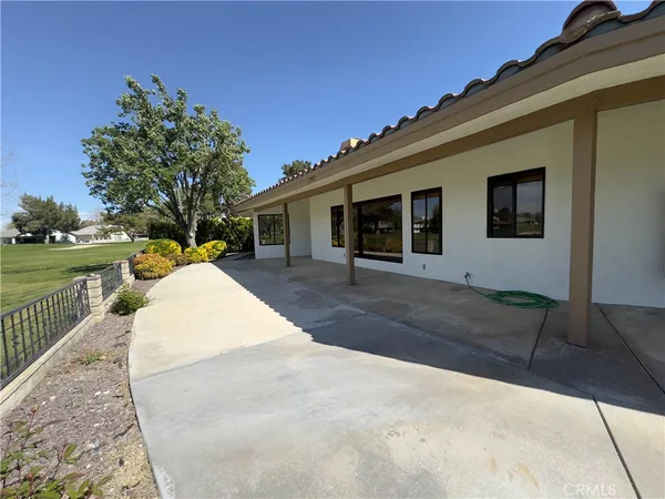 $2,835 | 12930 Golf Course Drive, Victorville, CA 92395