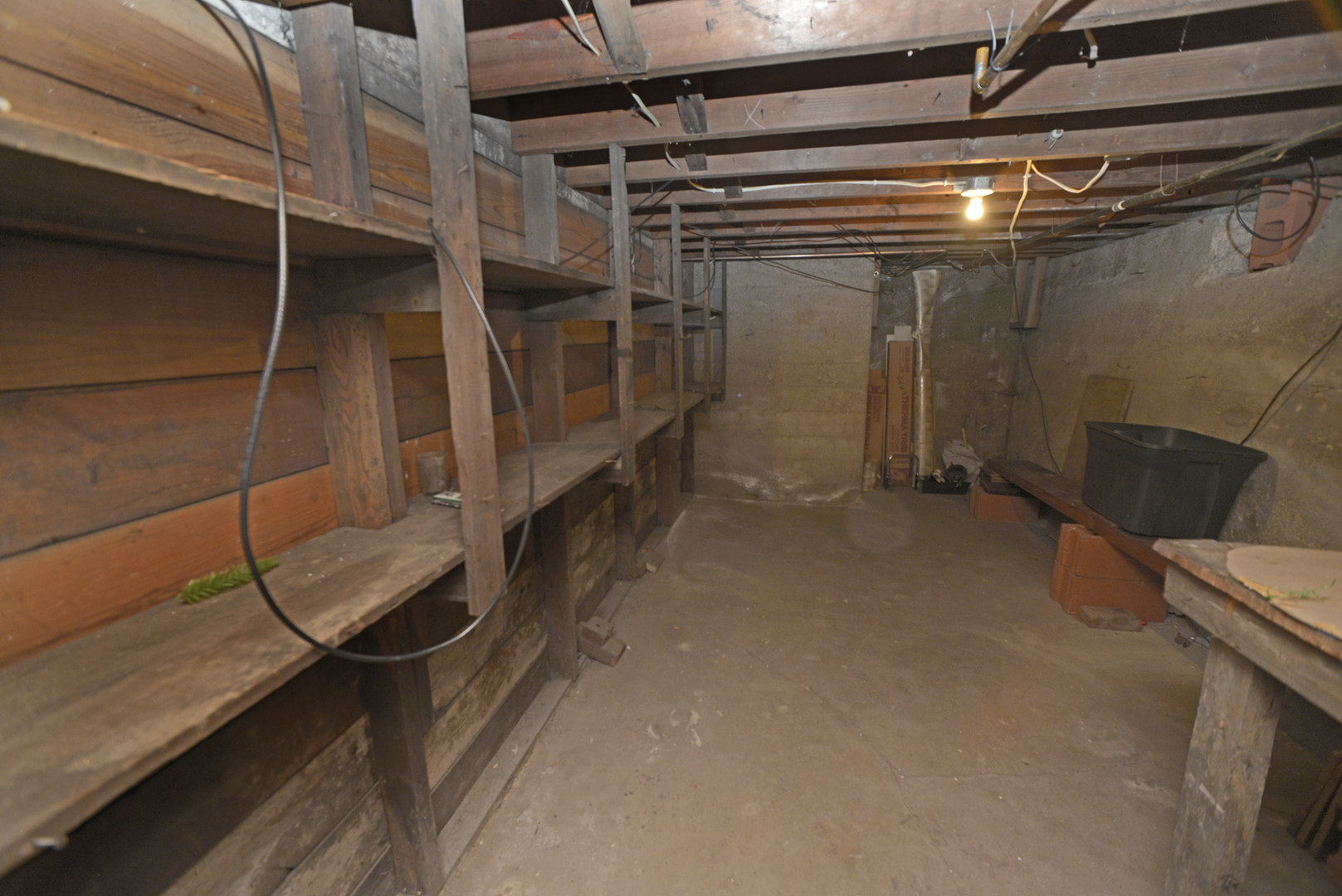 221 East Grove Street Utica, IL 61373 - Photo 18 of 27 a view of walk in closet