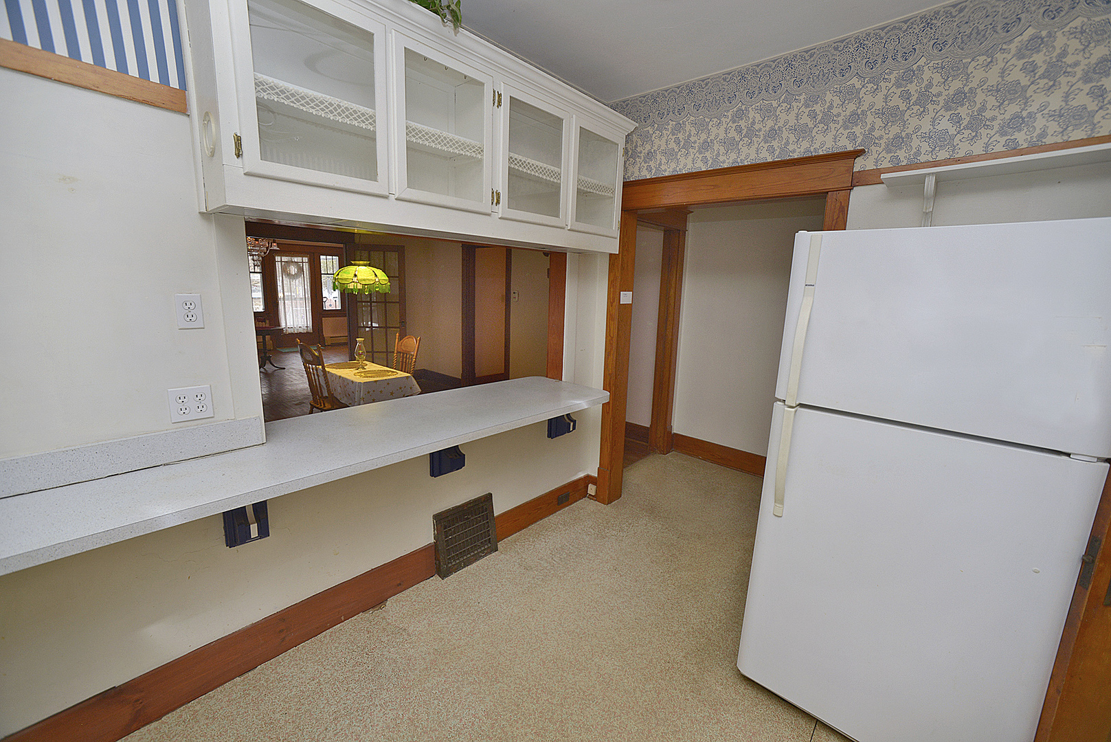 221 East Grove Street Utica, IL 61373 - Photo 9 of 27 a kitchen with refrigerator a washer and dryer