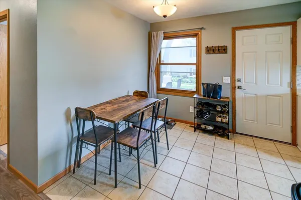 $399,900 | 328 North Rutland Avenue, Brooklyn, WI 53521